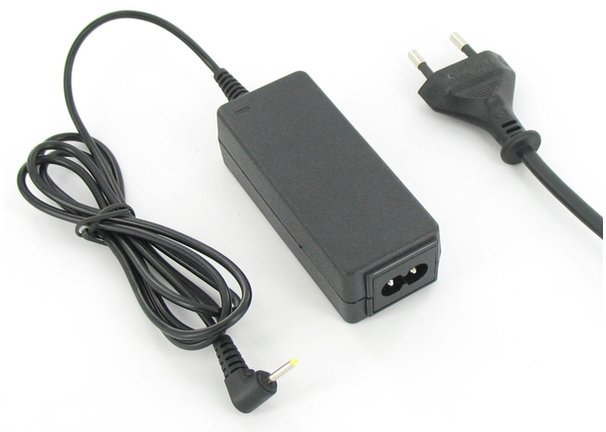 Blu-Basic Netbook AC Adapter 40W Zwart voor Asus EeePC